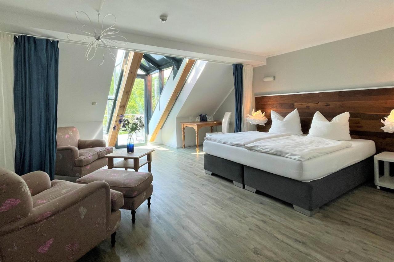 Hotel Wasserschloss Mellenthin Ngoại thất bức ảnh