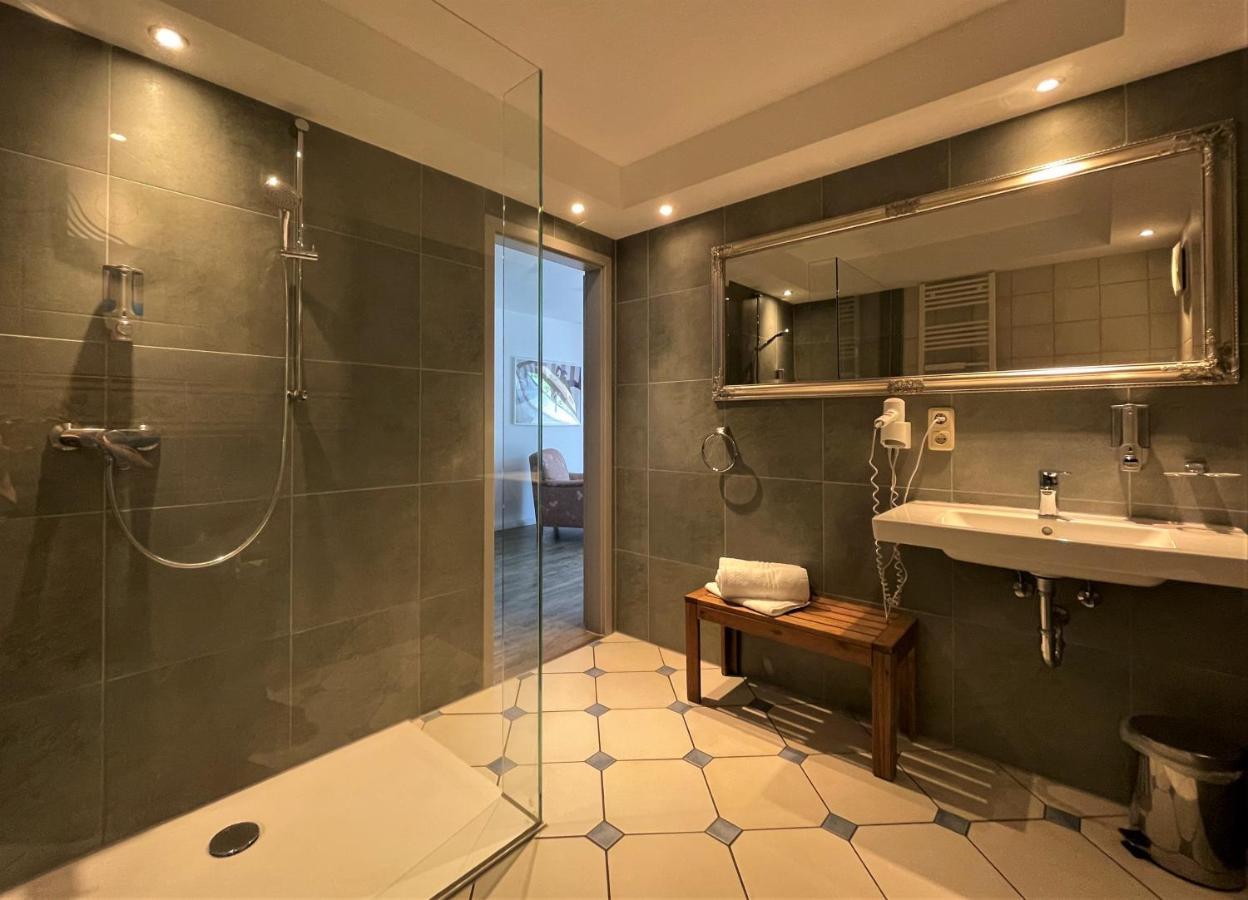 Hotel Wasserschloss Mellenthin Ngoại thất bức ảnh
