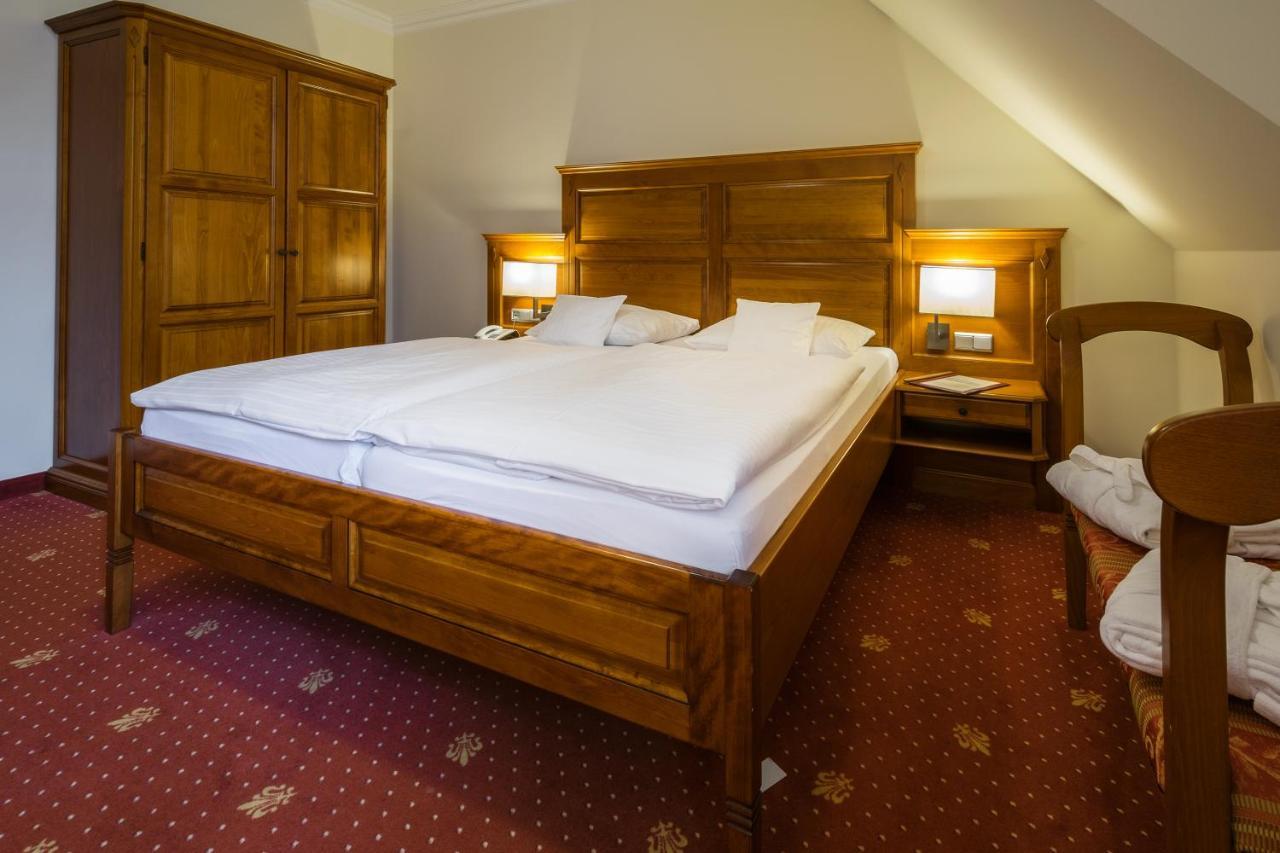 Hotel Wasserschloss Mellenthin Ngoại thất bức ảnh
