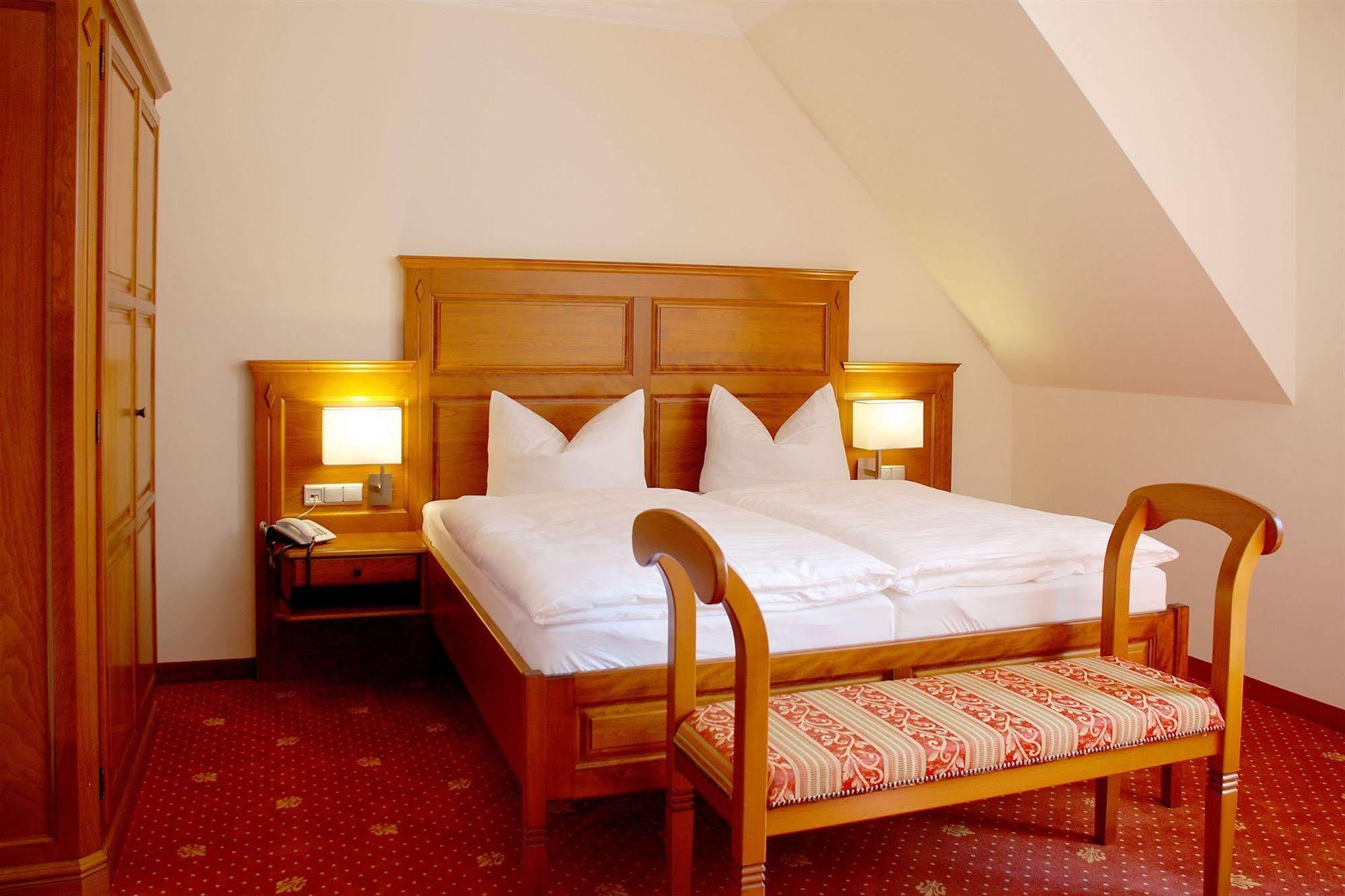 Hotel Wasserschloss Mellenthin Ngoại thất bức ảnh